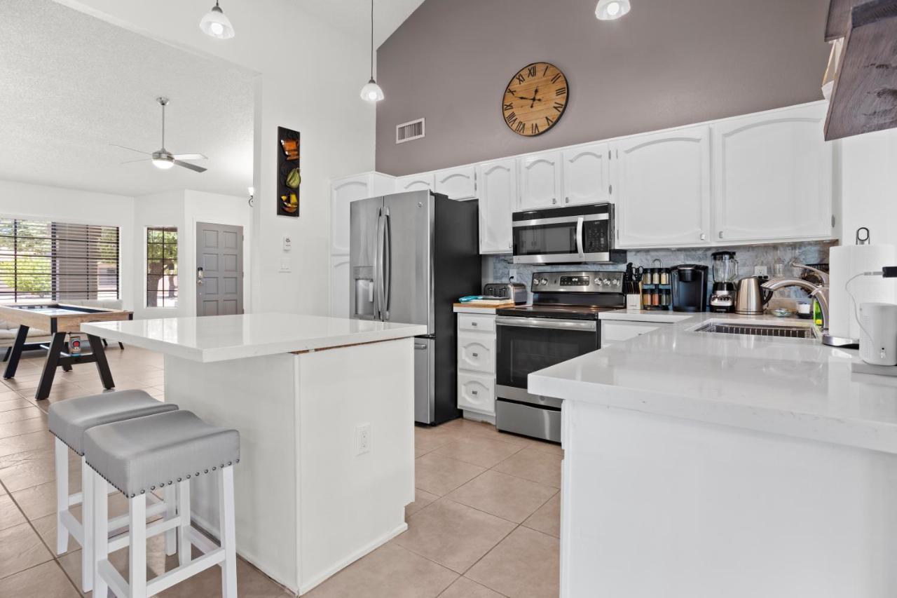 Spacious Stunning Ranch House, Hot-tub And Private Basketball Court, Near Westworld, Tpc Apartment